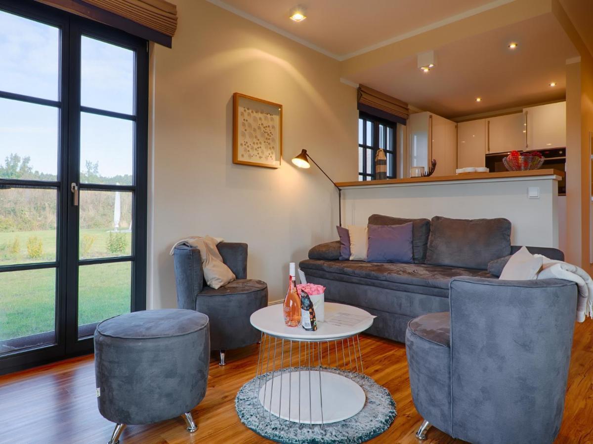 Premium Reetdachvilla mit 3 Schlafzimmern, Sauna und Kamin F05 Dranske Exterior foto