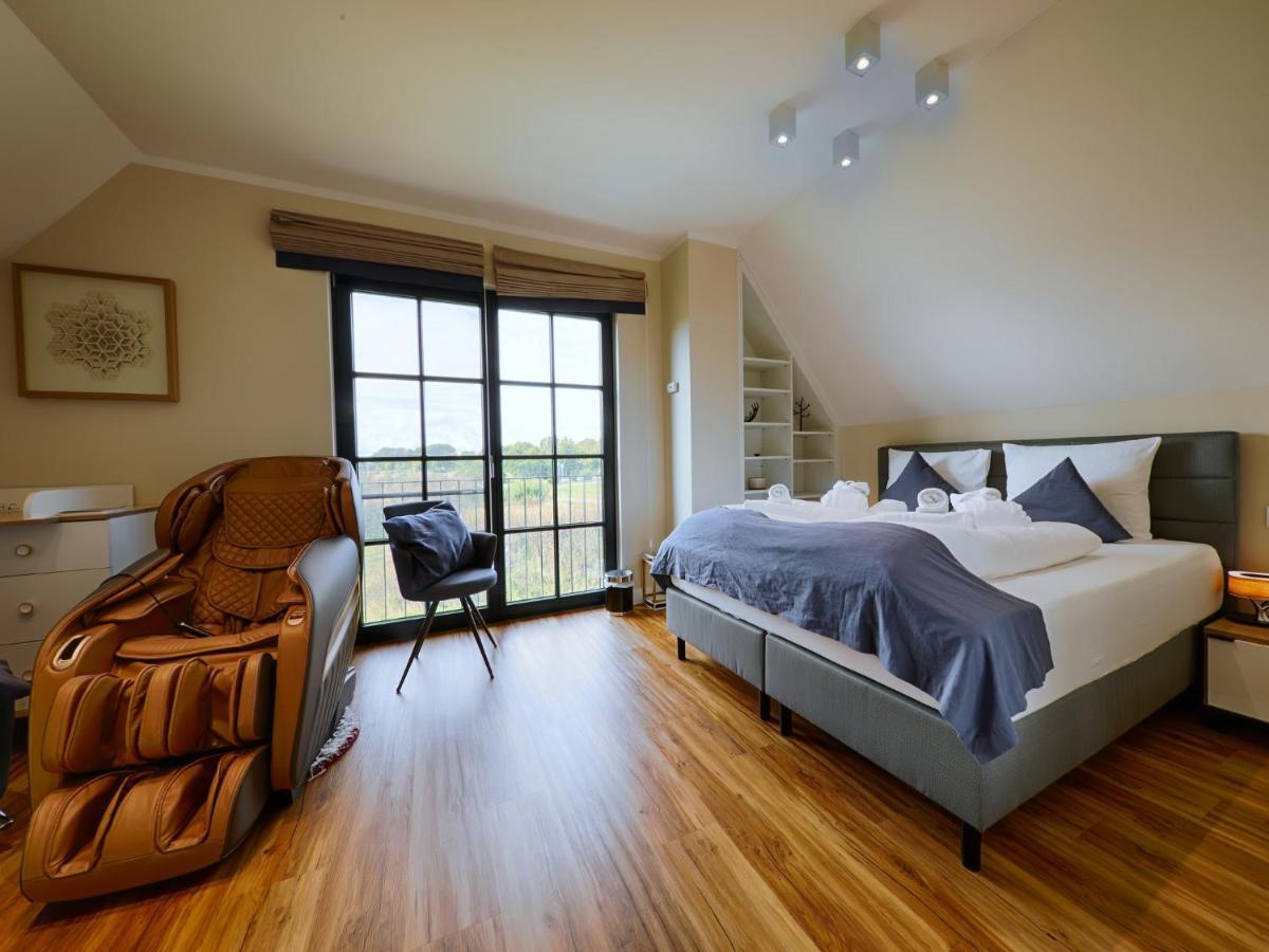 Premium Reetdachvilla mit 3 Schlafzimmern, Sauna und Kamin F05 Dranske Exterior foto