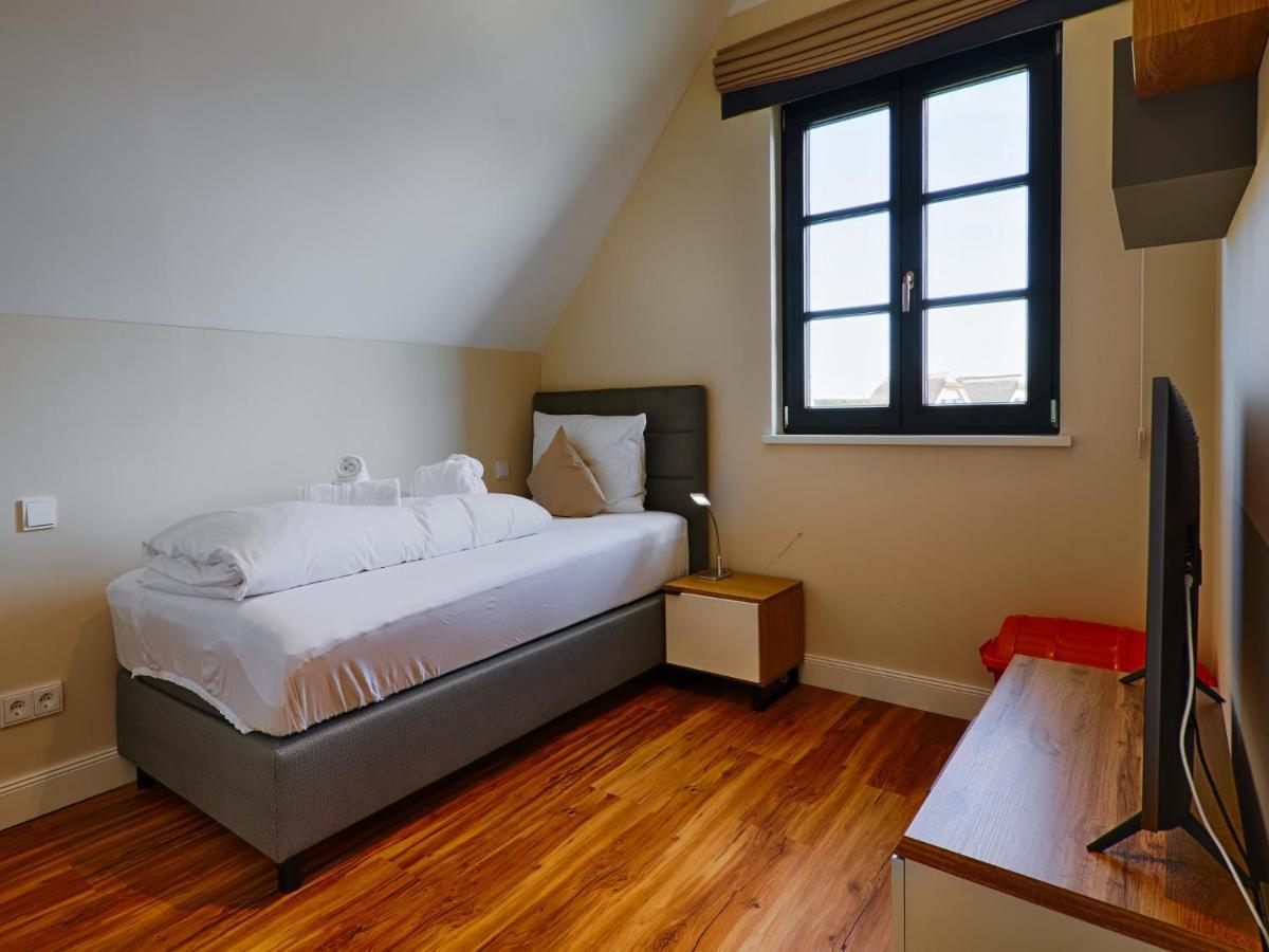 Premium Reetdachvilla mit 3 Schlafzimmern, Sauna und Kamin F05 Dranske Exterior foto