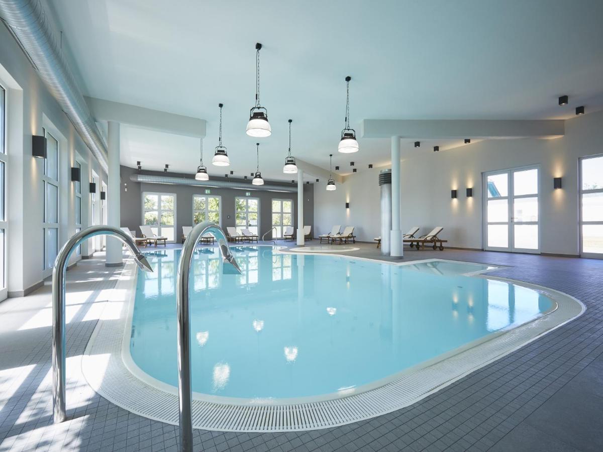 Premium Reetdachvilla mit 3 Schlafzimmern, Sauna und Kamin F05 Dranske Exterior foto